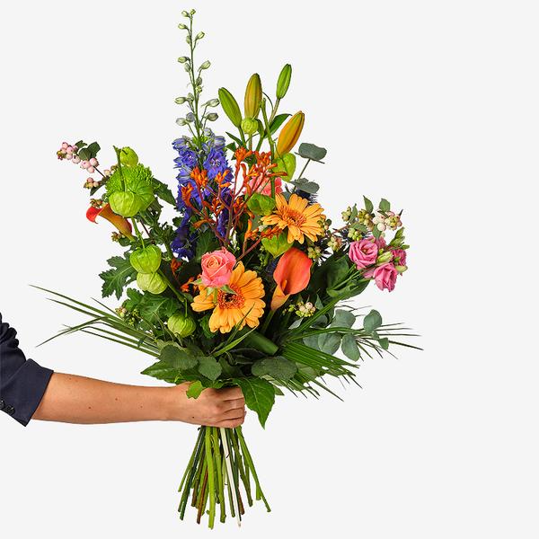Vrolijk Veldboeket vooraanzicht met hand